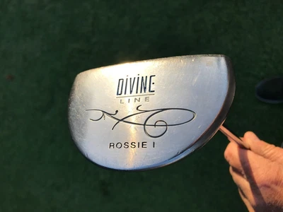 Женский паттер Odyssey Rossie I Divine Line под правую руку 33,5 дюйма - Изображение 1 из 4