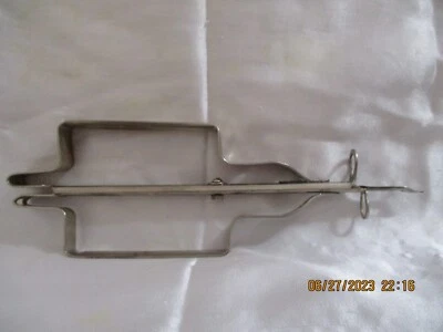 Vintage Metal Rug Hooking sewing tool - Image 1 of 4