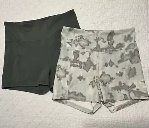 Lot/2 Pair Jessica Simpson Sportswear Standard Tummy Control Hottie Short Green - Picture 1 of 7