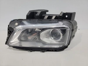 18 19 20 21 2018-2021 Hyundai Kona HALOGEN Headlight Head Lamp OEM - Picture 1 of 11