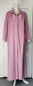 Vintage Vanity Fair Large Housecoat Robe  Dusty Rose Velour Pearl Snap Pockets  - Picture 1 of 12