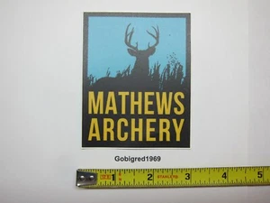NUEVO Calcomanía Adhesiva Ventana Ventana Ciervo Cola Blanca Tiro con Arco Mathews 3 x 3 3/4 ENVÍO GRATUITO - Imagen 1 de 1