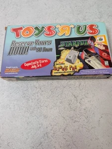 Star Fox 64 Toys "R"Us Promo VHS + Scatola postale + Inserto (1997) - Foto 1 di 7