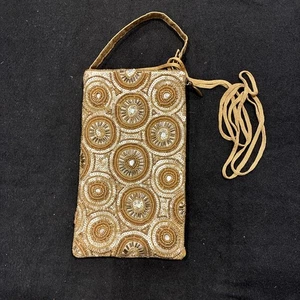 Borsa Club Bamboo Trading Company con perline dorate e tracolla design perlato - Foto 1 di 12