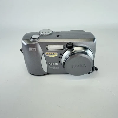 Kodak EasyShare DX4530 5.0MP Digital Camera Sold For Parts NOT WORKING - Image 1 of 4