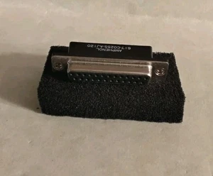 D-SUB CONNECTOR 25 POSITION FEMALE PCB MOUNT RIGHT ANGLE AMPHENOL BAG OF 10PCS - Picture 1 of 3