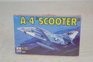 ESCI ERTL A-4 Scooter Airplane 1/72 Scale Model Kit 9089 - Picture 1 of 2