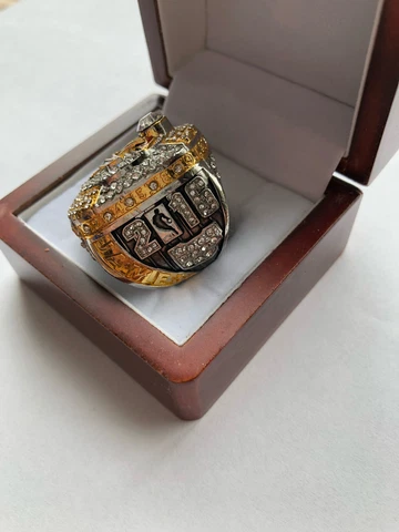 LeBron James - 2016 Cleveland Cavaliers Championship Ring with Wooden Box Cover