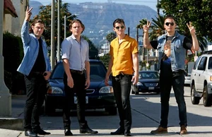 ARKTISCHE AFFEN POSTERDRUCK FOTO ALEX TURNER MATTHALTER JAMIE COOK NICK 4 - Bild 1 von 3