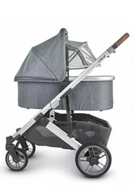 UPPAbaby Bassinet Carryout - Gregory Silver - Image 1 of 1