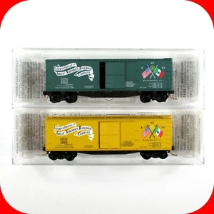 N Scale **INTERNATIONAL & GREAT NORTHERN** Box Car 2-Pack -Micro Trains Spec Run - Picture 1 of 6