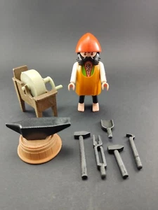 PLAYMOBIL HERRERO MEDIEVAL, FIGURA BELÉN, FORJA - Picture 1 of 3