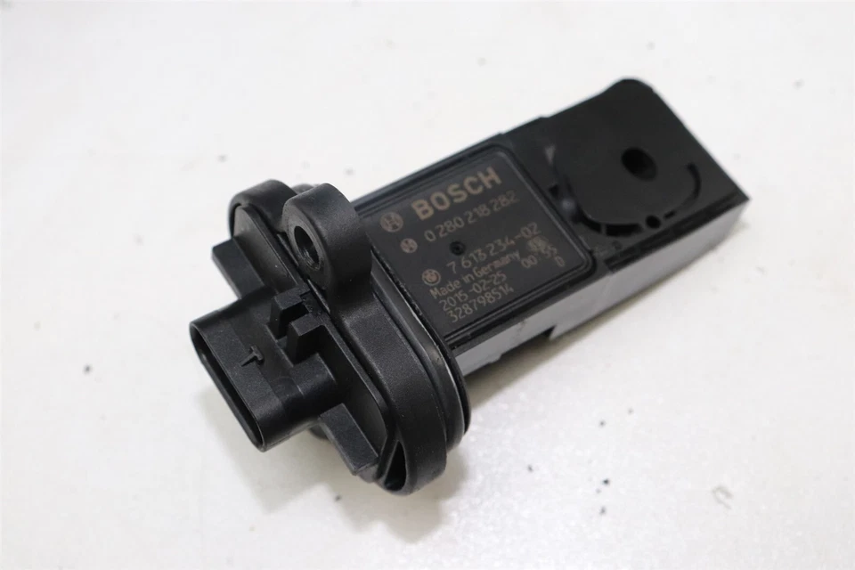 Sensor medidor de flujo de aire BMW X6 X6M F86 2015 AFM MAF 7613234 J228 Foto 1 de 1