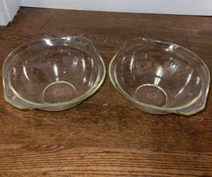 2 Vintage Clear Double Handled Pyrex 1/2 Qt. 20 Bowl - Picture 1 of 9