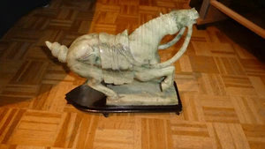 Pferd groß Tang Horse Skulptur Statue Jade Optik Stein grün 40 x 29 x 10 cm - Bild 1 von 15