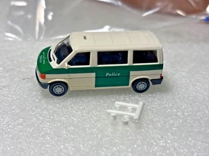 Roco Minitanks VW van German Police 1/87 - Picture 1 of 2