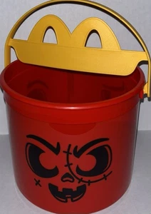 McDonald’s Halloween Boo Buckets 2025 cubos McZombie rojos Happy Meal EN STOCK - Imagen 1 de 1