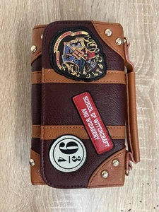 Vintage Magic School Inspired Leather Wallet - Wizard Travel Trunk Design - Picture 1 of 3