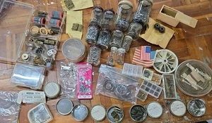 Riesiges Konvolut Vintage Messing Beschläge Sortiment Scharniere Draht Modell Schrauben selten alt - Bild 1 von 24
