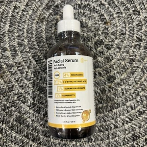 Pure 4% Niacinamide Serum for Acne Treatment for Face & Dark Spots Brightening - Picture 1 of 4