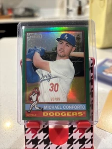2025 Topps Heritage Michael Conforto Green Chrome /99 - Picture 1 of 2