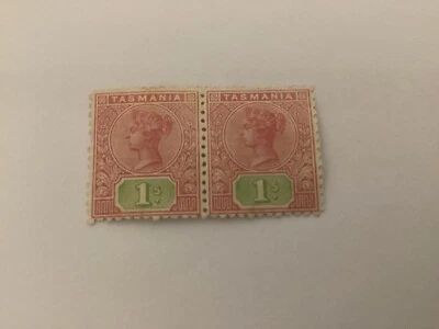 Tasmania 1/- Red/green Queen Victoria Seven Seas 7 perf mint pair - Image 1 of 2