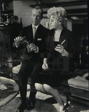 1963 Press Photo Ray Walston costars with Shelley Winters in movie scene