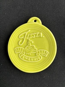 Post 86 Fiesta Lemongrass 75th Anniversary 2011 Christmas Ornament Excel Cond. - Picture 1 of 2