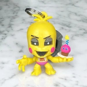 Five Nights At Freddys FNAF Collector Clips Toy Chica W/ Cupcake Backpack Hanger - Picture 1 of 9