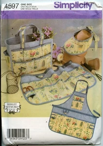 Garden Accessories - Aprons, Tote and Visor -  Simplicity Sewing Pattern 2005 - Picture 1 of 2