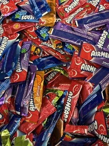 Airheads Mini Assorted 1LB MIXED FLAVORS CHERRY ORANGE WATERMELON BLUEBERRY - Picture 1 of 1