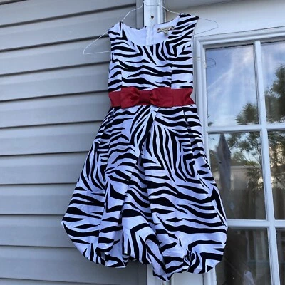 Girl's Christmas White Black And Red Dress Size Large - Image 1 of 4