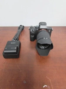 SONY A7111 CAMERA W/ FE 3.5-5.6/28-70 LENS (27E) - Picture 1 of 14