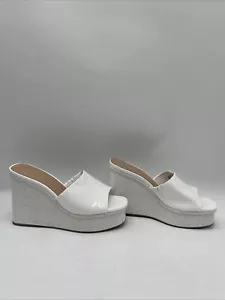 NWOB Women’s INC International Concepts Melinna Wedge Sandals White Size 10M - Picture 1 of 5