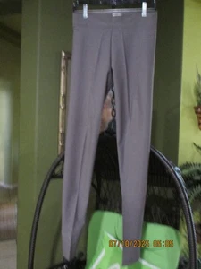 AVENUE MONTAIGNE SOFT SLIM LINE PULL ON CLASSY PANTS GRAY! SO SOFT SIZE6 - Picture 1 of 10