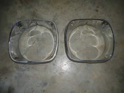 1975 1976 OLDSMOBILE CUTLASS  HEADLIGHT RINGS MOLDINGS TRIM SET 442 - Image 1 of 2