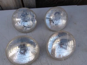 Chevrolet T-3 Headlight Bulbs Set of 4 - Picture 1 of 6