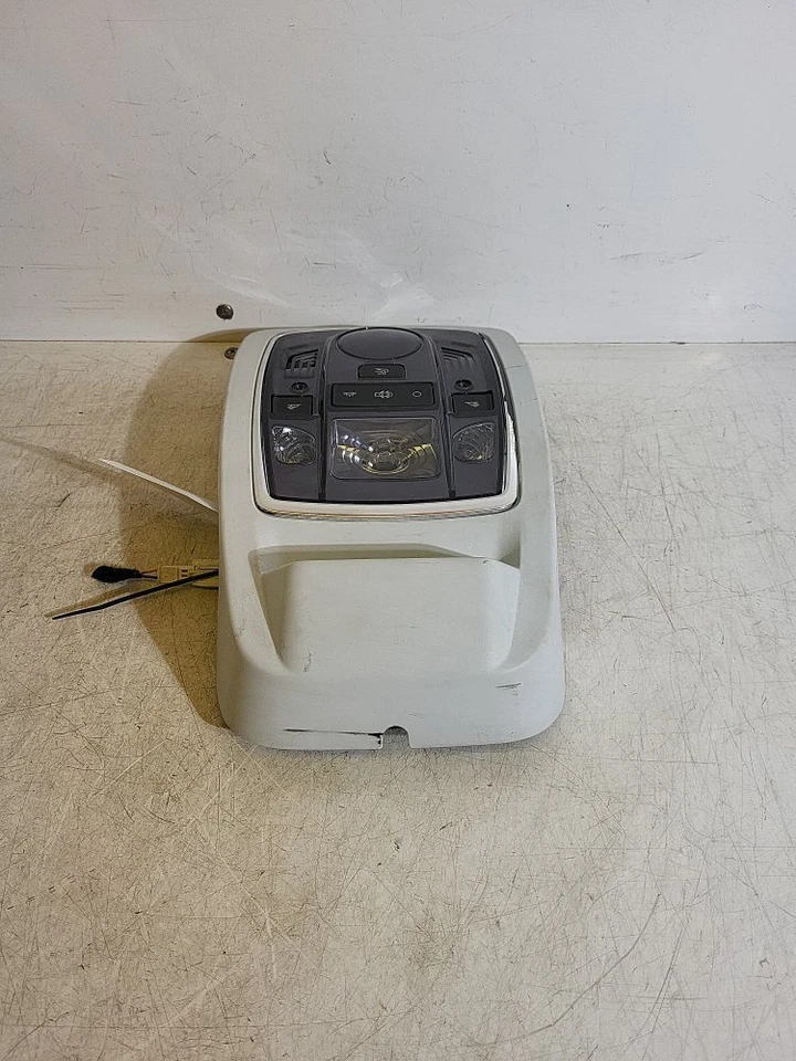 Luz interior peugeot 508 hdi active berlina 4 puertas 2013 k73 Foto 1 de 4