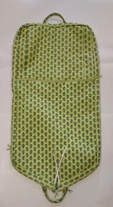 Vera Bradley Daisy Daisy Quilted Garment Bag Soft Hanging Luggage Retired Green - Picture 1 of 15