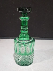 Fine Quality Round Bohemia Cut To Clear Green Crystal Decanter and Stopper 11" - Picture 1 of 11
