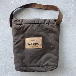 Didgeridoonas Two Cool Oilskin & Leather Australian Wool Cooler Bag 2 Bottle - Bild 1 von 5
