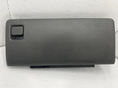 Used Glove Box fits: 2005 Chevrolet Silverado 1500 pickup  Grade A - Image 1 of 4