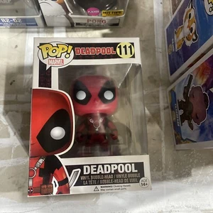 Funko Pop! Vinilo: Marvel - Deadpool (con espadas) #111 - Imagen 1 de 9