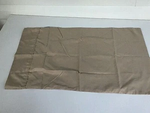 Sportswear Beige 32" x 20" Pillowcase Solid Light Tan 100% Polyester - Foto 1 di 8