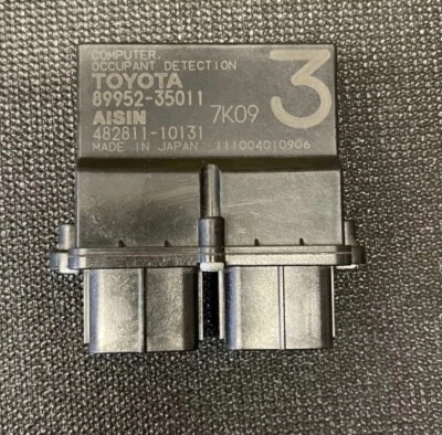 МОДУЛЬ УПРАВЛЕНИЯ ОБНАРУЖЕНИЕМ ПАССАЖИРОВ TOYOTA TUNDRA 2007-2013 ГОДОВ ВЫПУСКА ОТ ОРИГИНАЛЬНОГО ПРОИЗВОДИТЕЛЯ 89952-35011 - Изображение 1 из 3