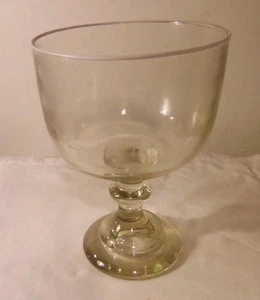 Grande bicchiere da vino cocktail calice calice trofeo tazza unica alta 8 1/4" pollici - Foto 1 di 2