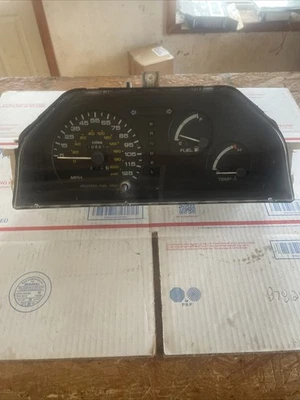 Dodge Colt Mirage Summit 1989-1992 instrumento velocímetro calibre cuadro automático Foto 1 de 4