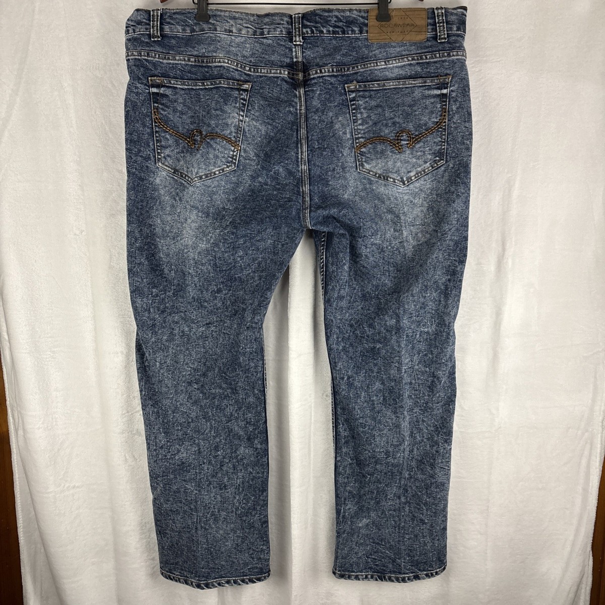 Rocawear Classic Denim Jeans for Men for sale | eBay Rocawear Classic Denim Jeans for Men for sale | eBay