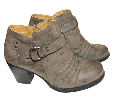 Natural Soul Yeva Faux Leather Stacked Ankle Boots 9.5 Womens Distressed Brown - Image 1 of 4