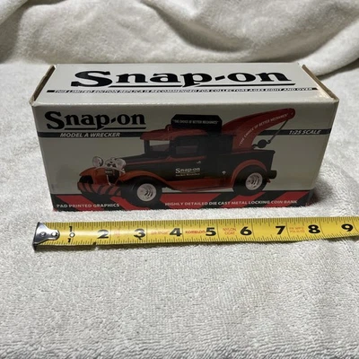 Snap On Tools Model A Wrecker Tow Truck Die Cast Coin Bank 1:25 NIB Die Cast - Image 1 of 4